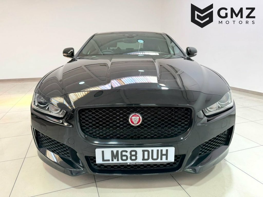 Jaguar XE 2L Landmark Black #2
