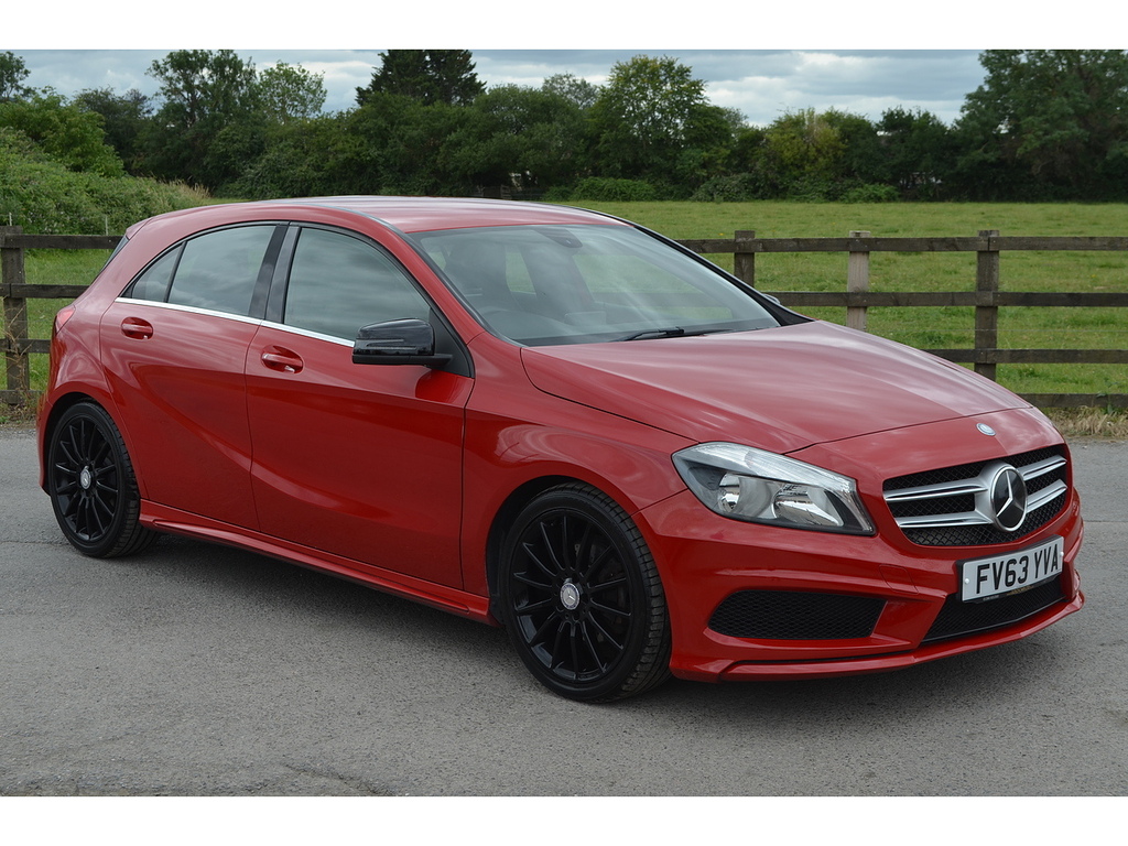 Mercedes-Benz A Class A180 Cdi Amg Sport Red