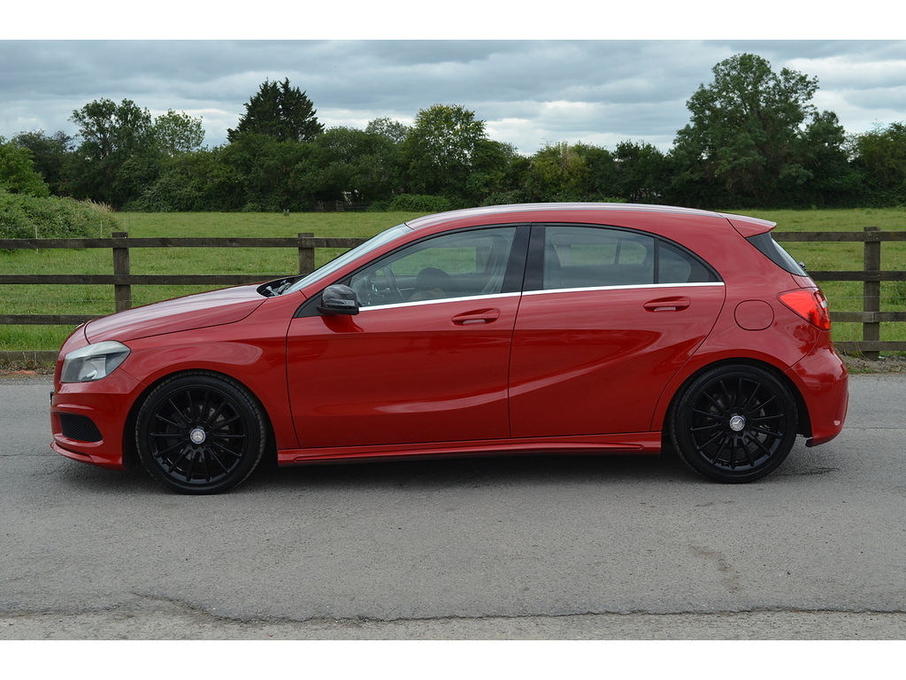Mercedes-Benz A Class A180 Cdi Amg Sport Red #5