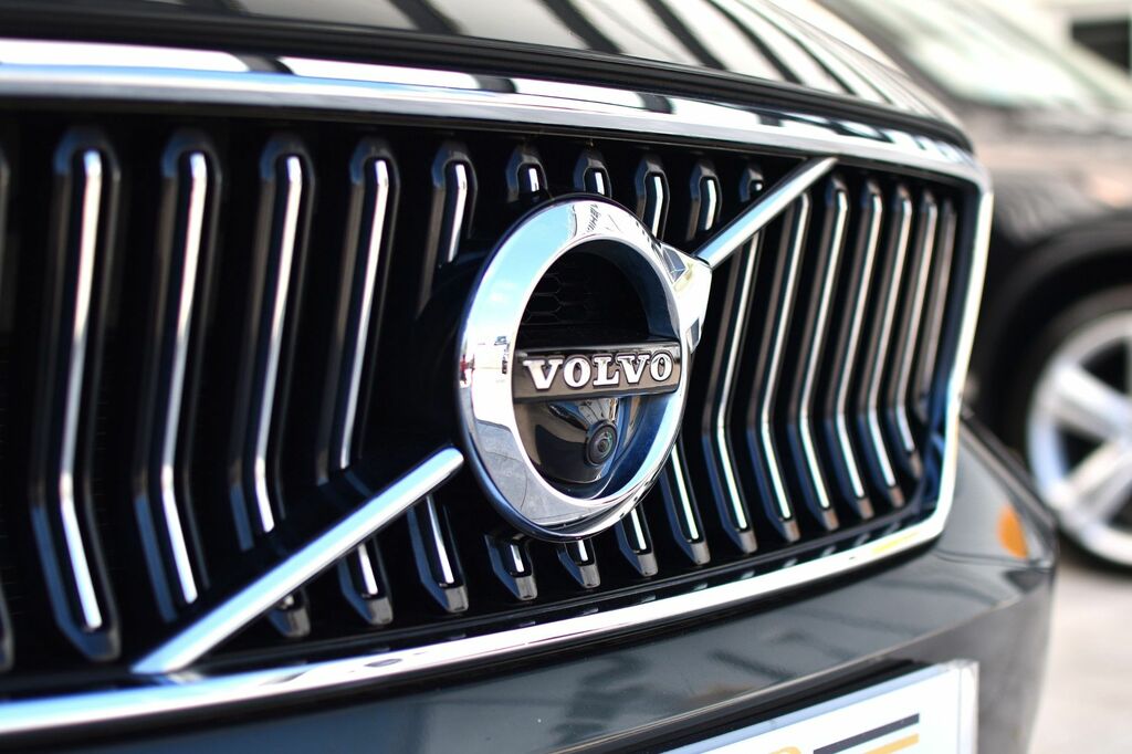 Volvo XC40 2.0 T4 R-design Pro Awd Euro 6 Ss White #11