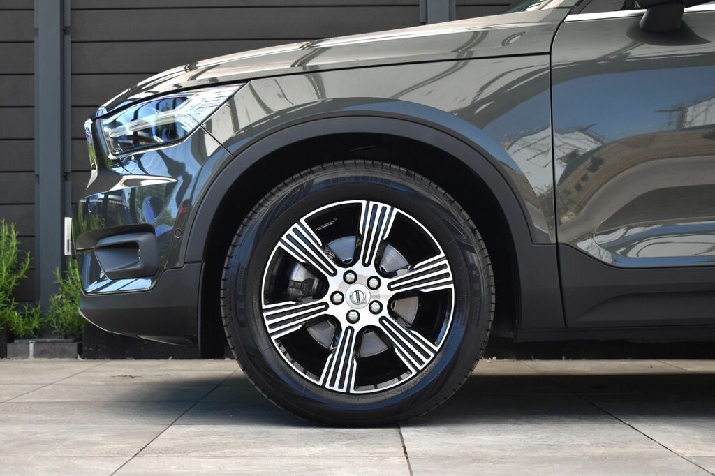 Volvo XC40 2.0 T4 R-design Pro Awd Euro 6 Ss White #42
