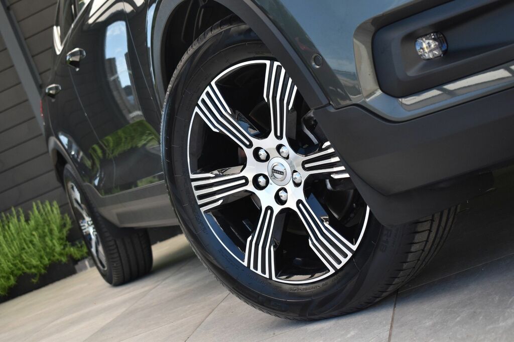 Volvo XC40 2.0 T4 R-design Pro Awd Euro 6 Ss White #3