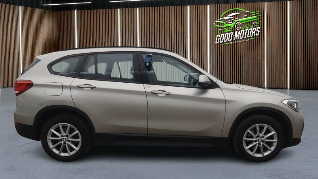 BMW X1 2L Se Silver #3