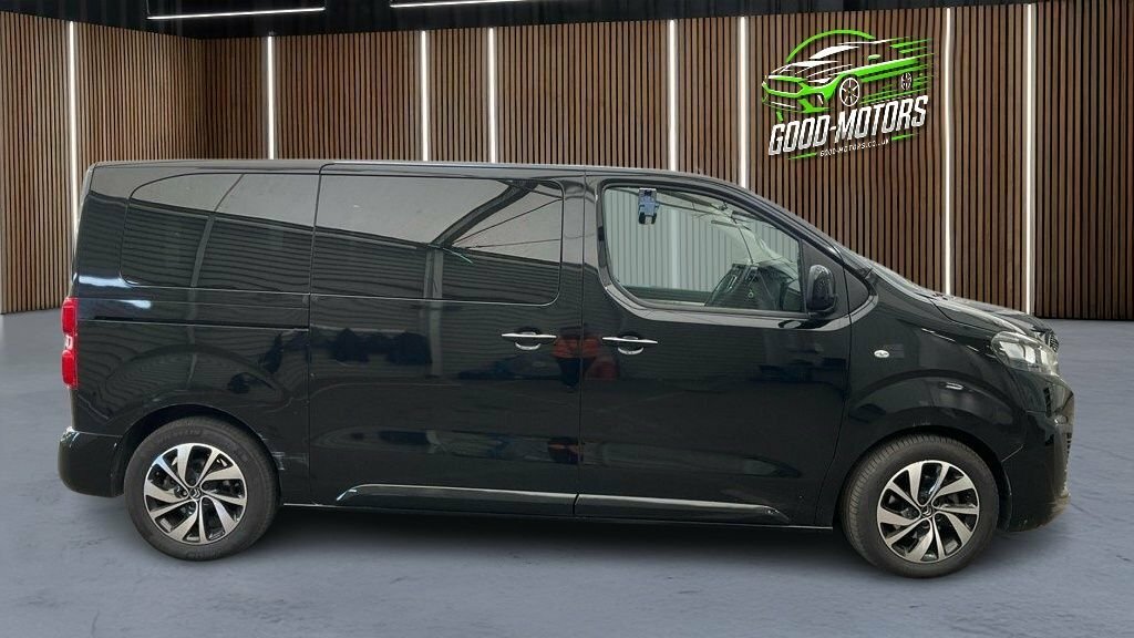 Citroen e-SpaceTourer Mpv Black #2
