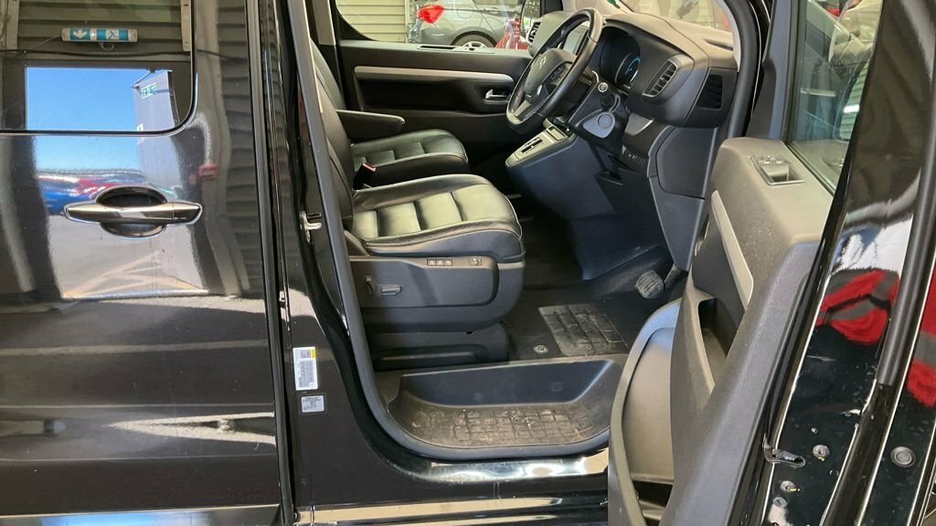 Citroen e-SpaceTourer Mpv Black #6