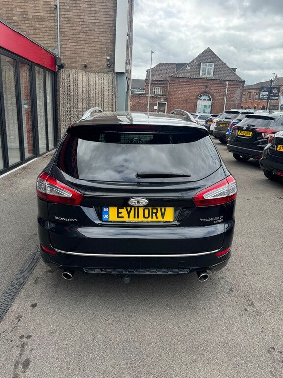 Ford Mondeo Estate Black #3