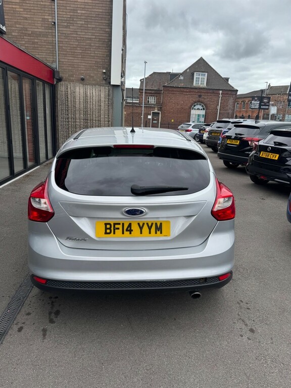 Ford Focus 1.0T Ecoboost Zetec Euro 5 Ss White #3