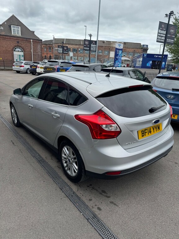 Ford Focus 1.0T Ecoboost Zetec Euro 5 Ss White #4