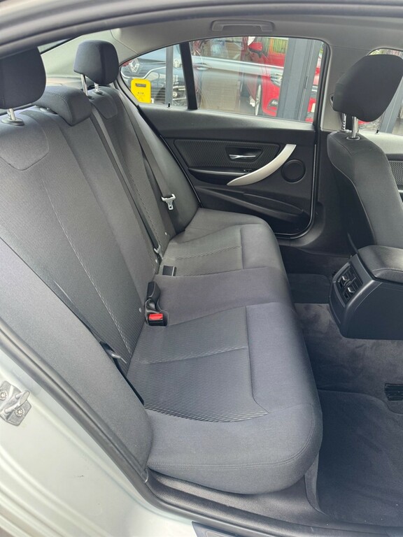 BMW 3 Series 320I Xdrive M Sport Blue #8
