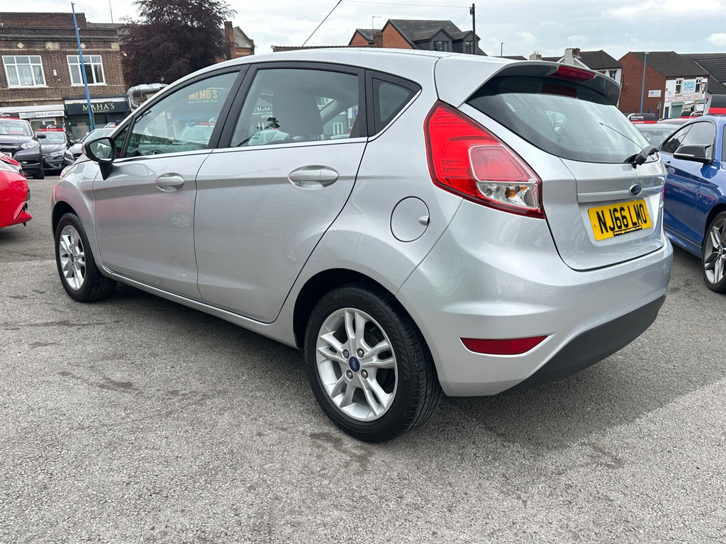 Ford Fiesta 1.25 Zetec Euro 6 NJ66LMO #4