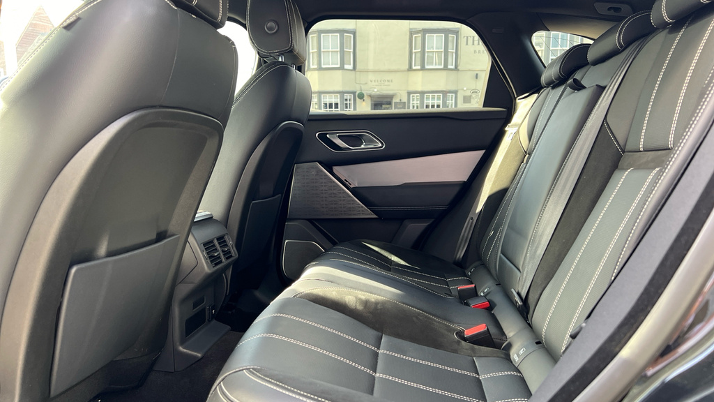 Land Rover Range Rover Velar R-dynamic Se Black #4