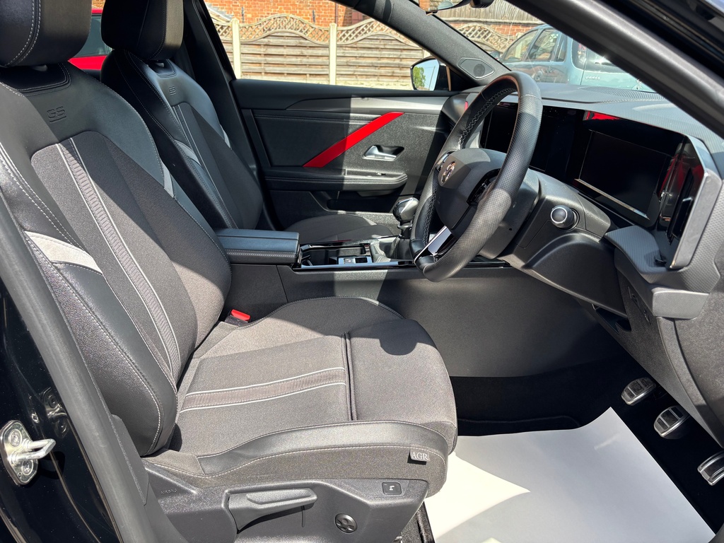 Vauxhall Astra 1.2 Turbo Ultimate Hatchback Eur White #12