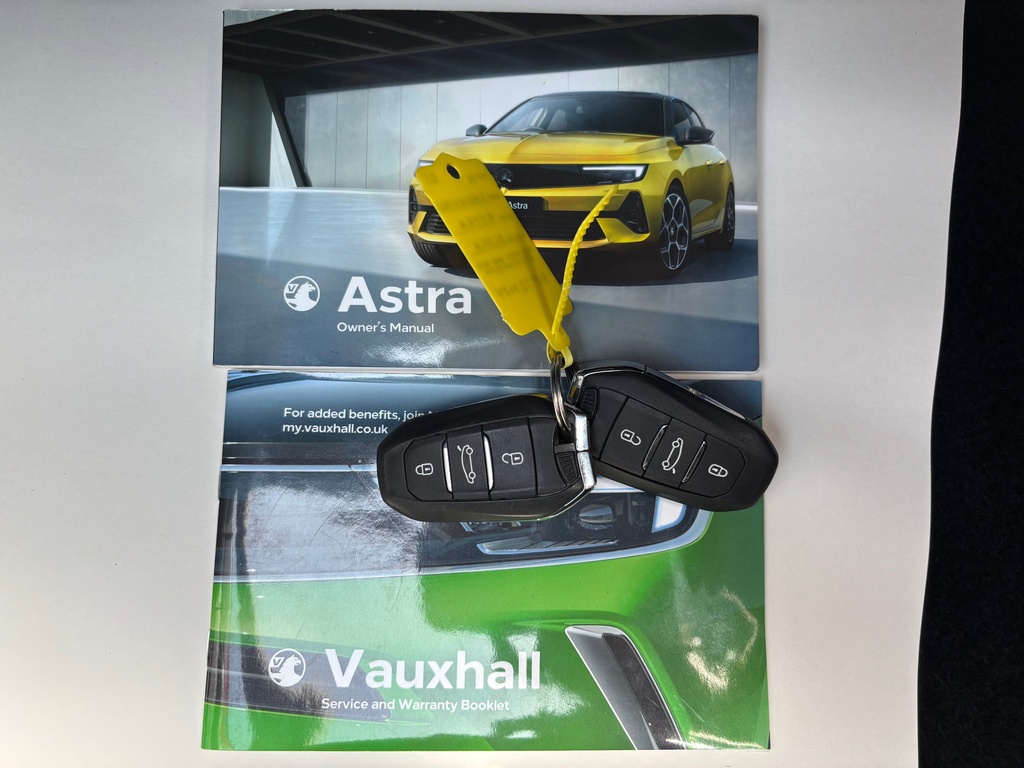 Vauxhall Astra 1.2 Turbo Ultimate Hatchback Eur White #11