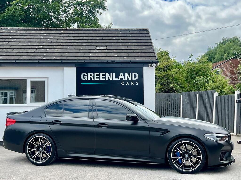 BMW M5 Saloon 
