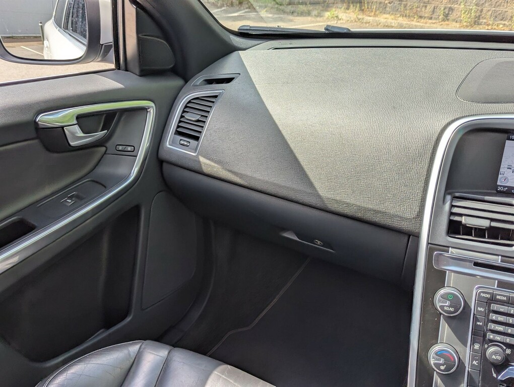 Volvo XC60 D4 163 R Design Nav Awd Geartronic Black #15