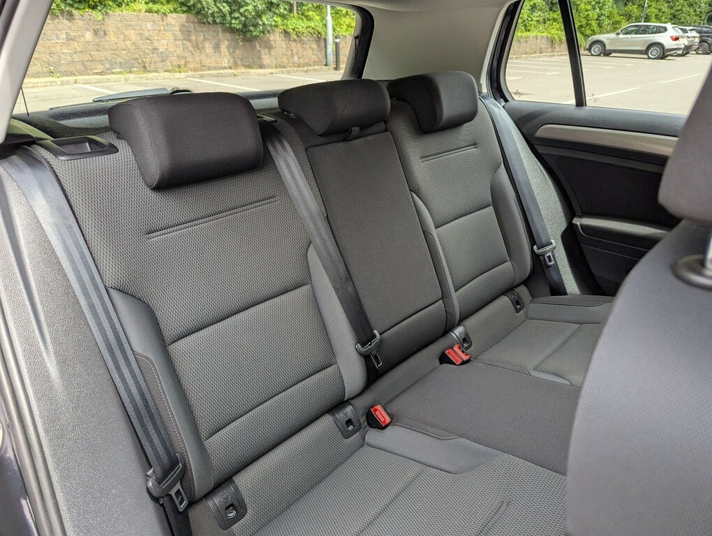 Volkswagen Golf 1.4 Match Tsi Bluemotion Technology 35 Road Tax Silver #9