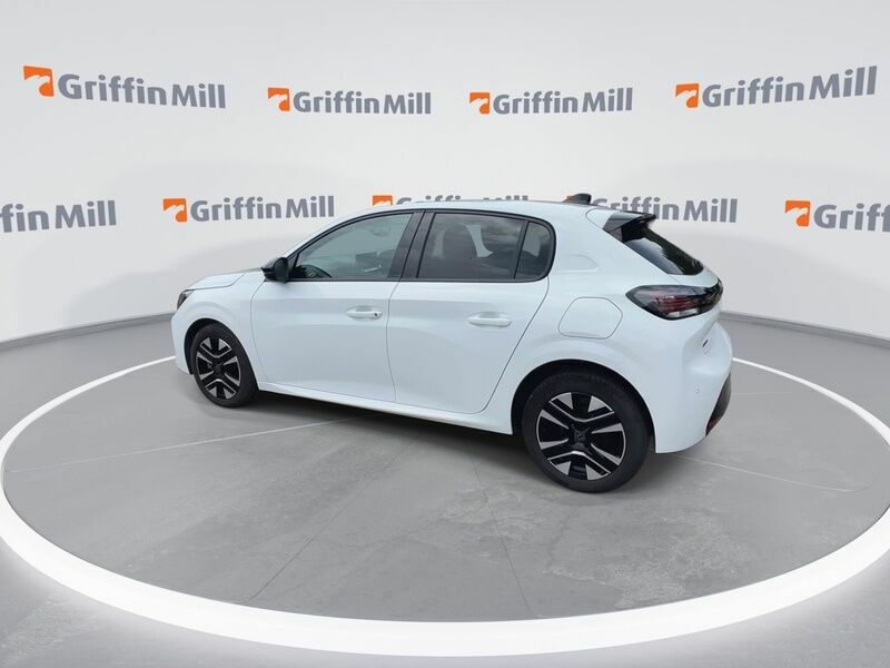 Peugeot 208 1.2 Puretech Allure Hatchback Eu White #3