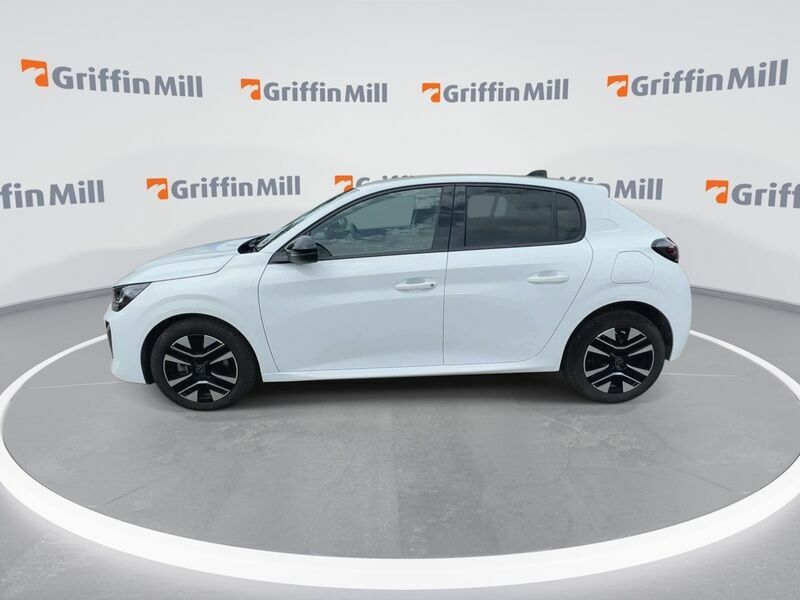 Peugeot 208 1.2 Puretech Allure Hatchback Eu White #2