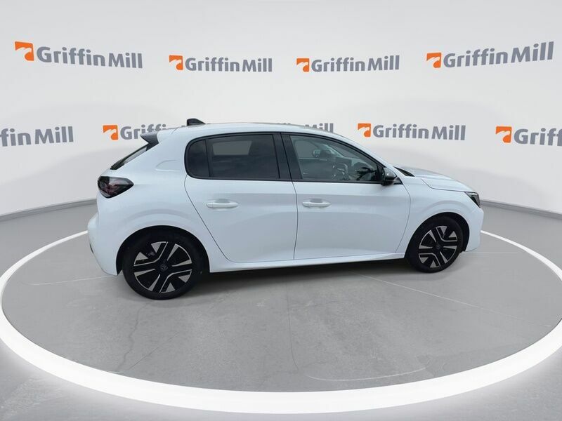 Peugeot 208 1.2 Puretech Allure Hatchback Eu White #6