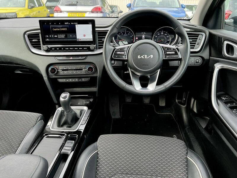 Kia Ceed 1.5 T-gdi Gt-line Hatchback Euro Red #46