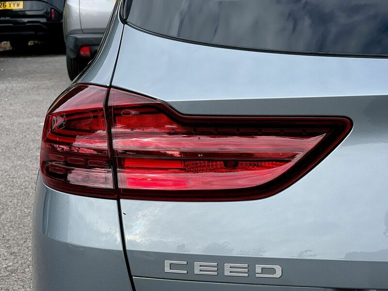 Kia Ceed 1.5 T-gdi Gt-line Hatchback Euro Red #25