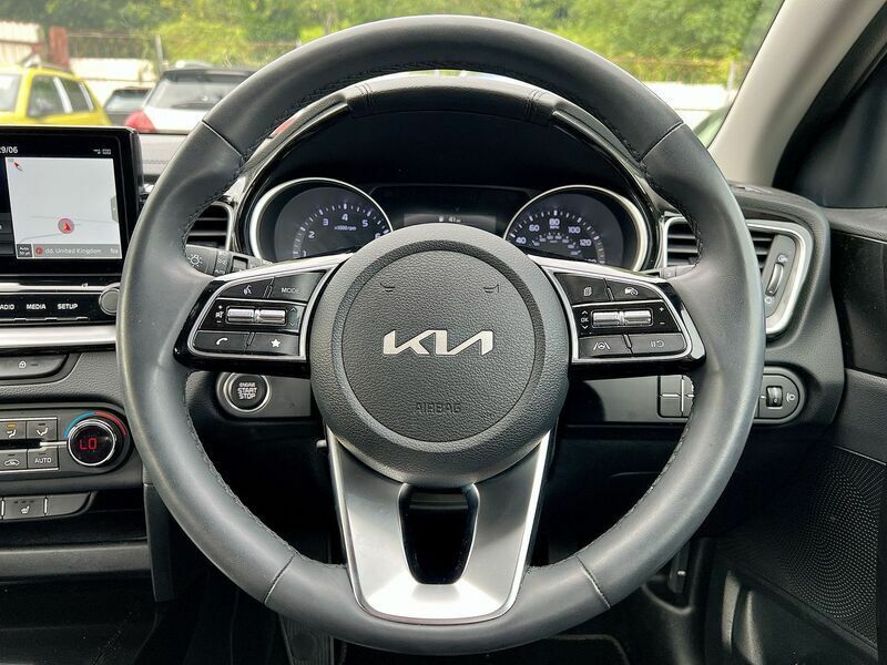 Kia Ceed 1.5 T-gdi Gt-line Hatchback Euro Red #40