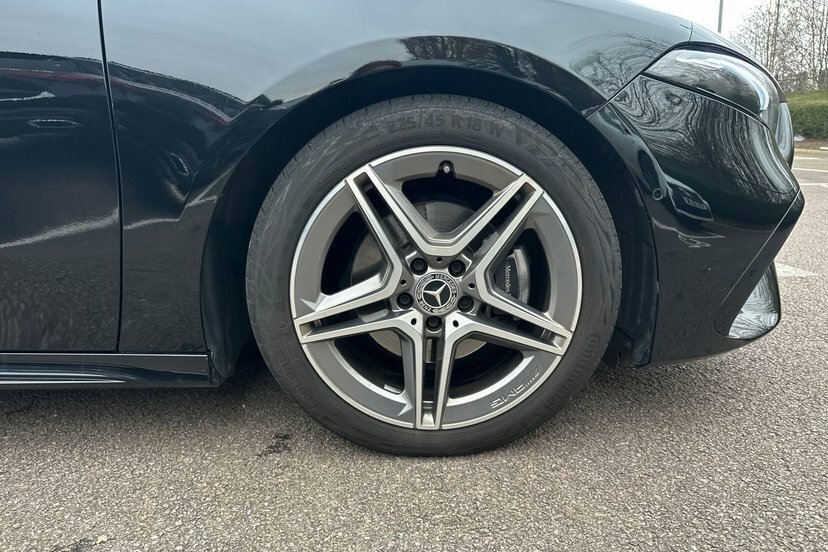 Mercedes-Benz A Class 2.0 A200d Amg Line Premium Hatchback Black #4
