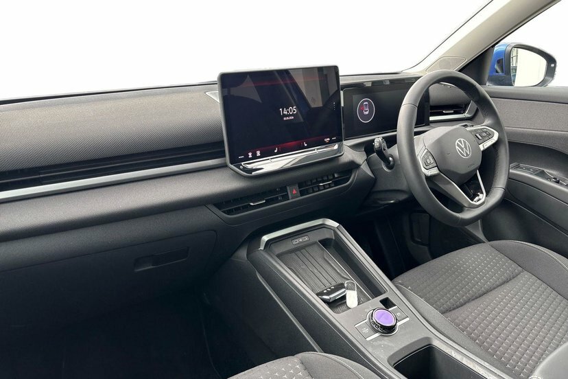 Volkswagen T-Roc 1.5 Etsi Mhev Life Suv Hybrid Dsg 150 EK26PUX Blue #2