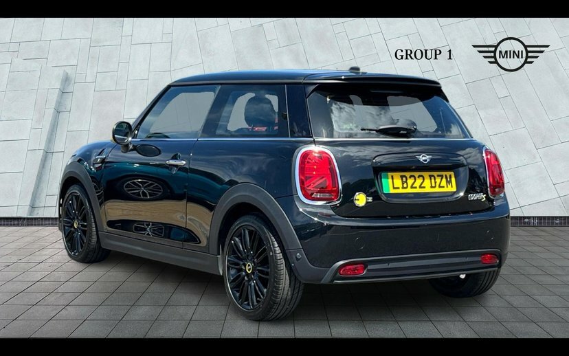 Mini Hatch Level 2 LB22DZM Black #2