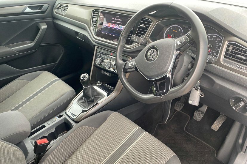 Volkswagen T-Roc 1.5 Tsi Evo Se Suv 150 Ps White #6