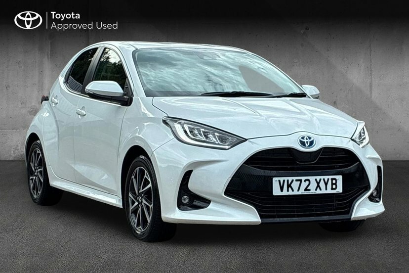 Toyota Yaris 1.5 Vvt-h Design Hatchback Hybrid E-cvt White