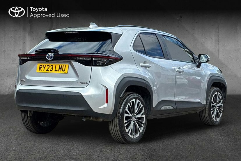 Toyota Yaris Cross 1.5 Vvt-h Excel Suv Hybrid E-cvt 116 P RY23LMU Silver #2
