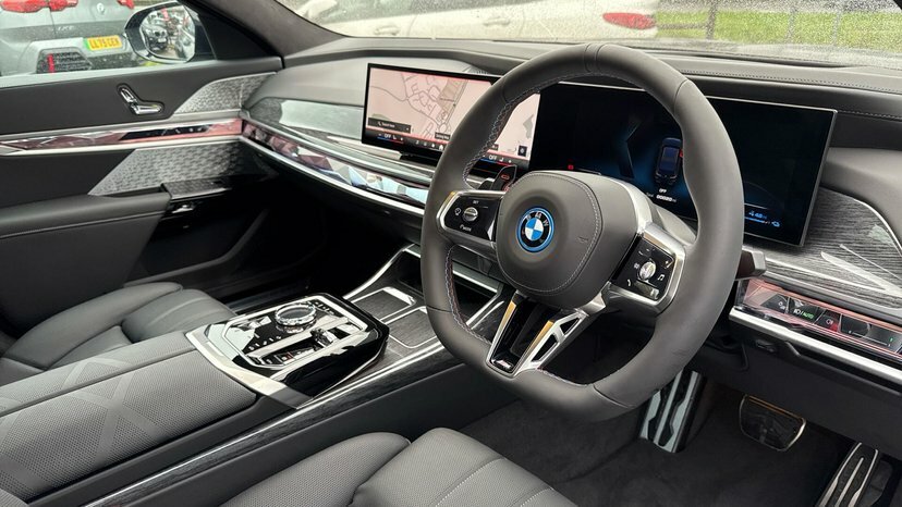 BMW 7 Series M760e Xdrive Black #6