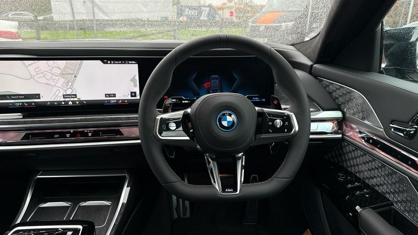 BMW 7 Series M760e Xdrive Black #5