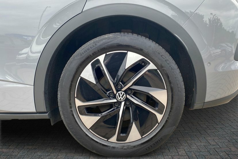 Volkswagen ID.5 Pro 77Kwh Style Suv 174 Ps Grey #5
