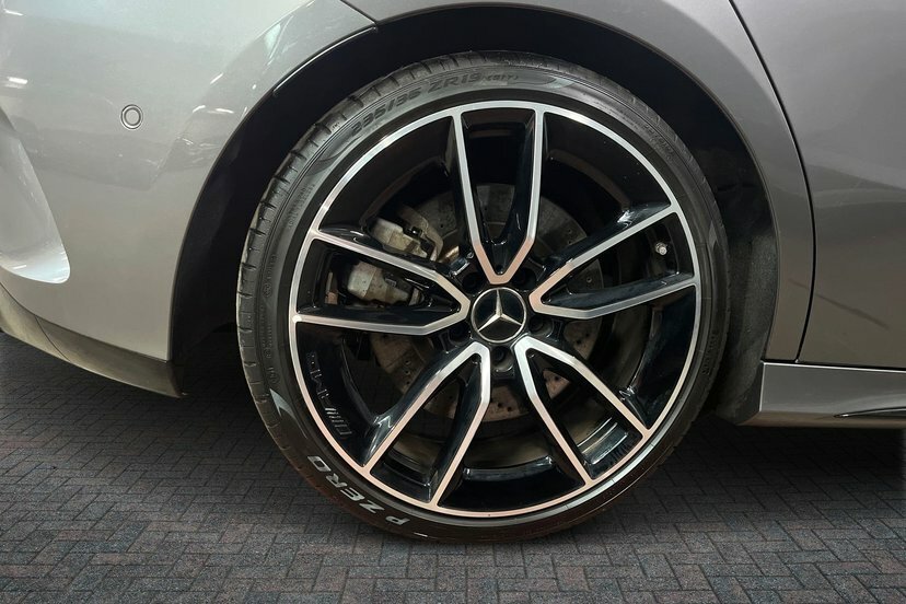 Mercedes-Benz A Class A35 Amg 4Matic Premium Grey #4