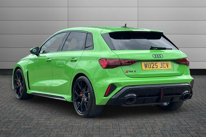 Audi RS3 2.5 Tfsi Sportback S Tronic Quattro 40 Green #3