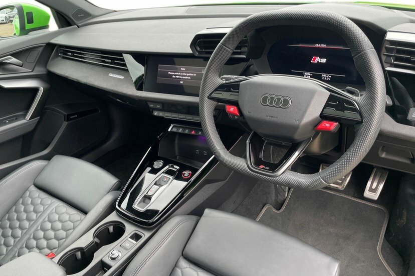 Audi RS3 2.5 Tfsi Sportback S Tronic Quattro 40 Green #6