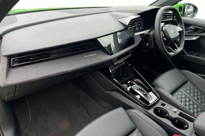 Audi RS3 2.5 Tfsi Sportback S Tronic Quattro 40 Green #2