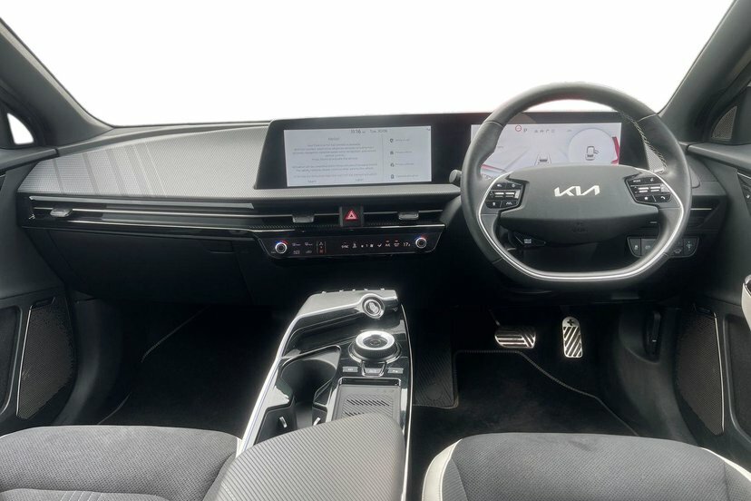 Kia EV6 77.4Kwh Gt-line S Hatchback 225 White #6