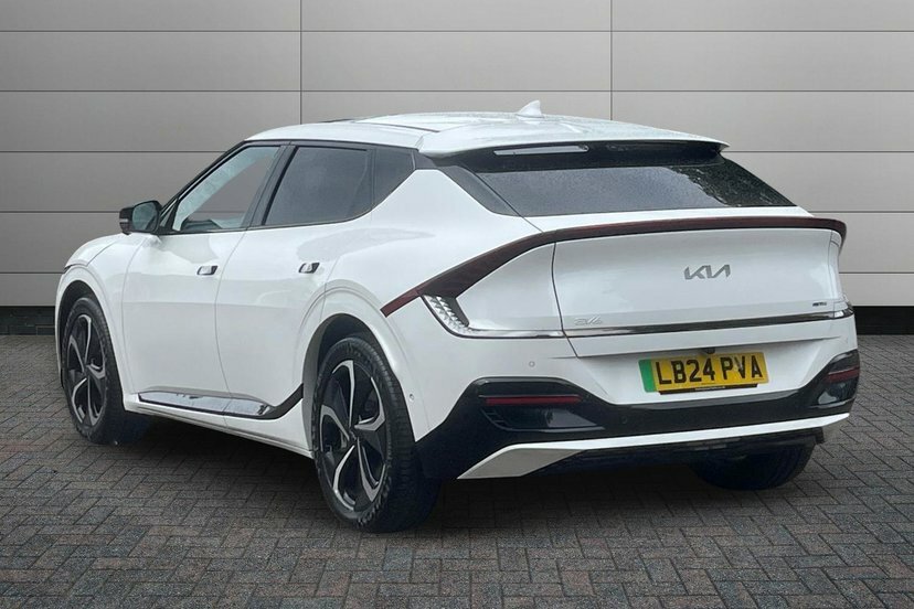 Kia EV6 77.4Kwh Gt-line S Hatchback 225 White #3