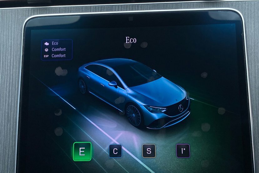 Mercedes-Benz EQE 300 Amg Line Premium Black #54