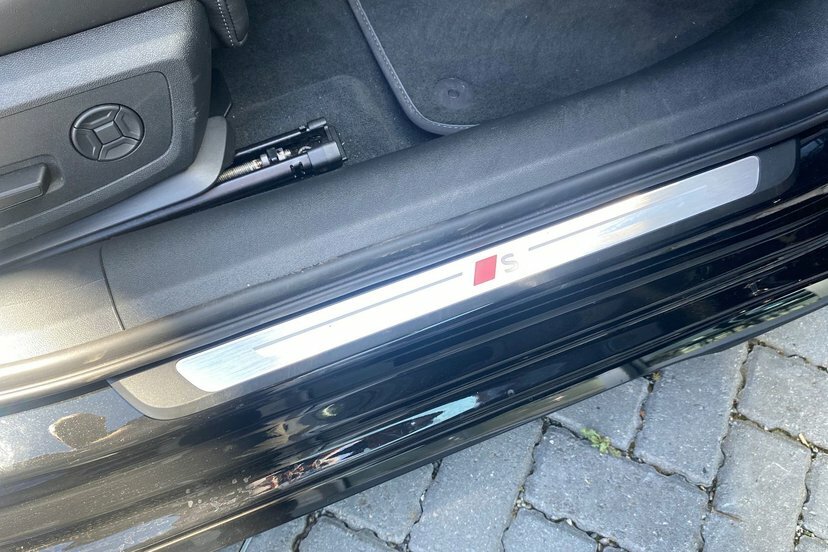 Audi A6 Saloon Edition 1 E-hybrid Quattro 299 Ps S Tronic Red #24