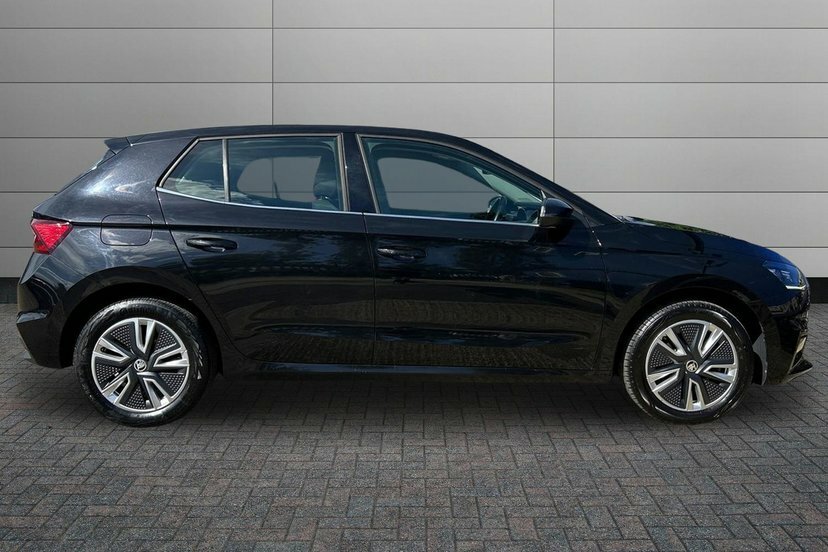 Skoda Fabia 1.0 Tsi Se L Hatchback 110 Ps Black #4