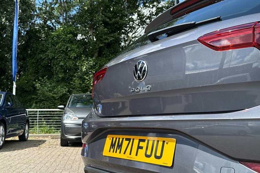 Volkswagen Polo 1L Life Black #26