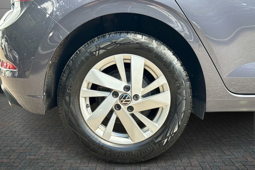 Volkswagen Polo 1L Life Black #5