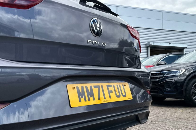 Volkswagen Polo 1L Life Black #23