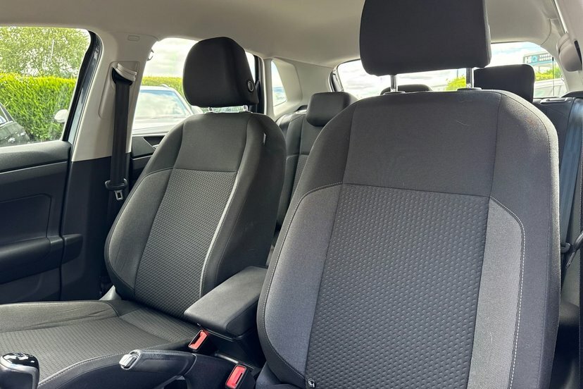 Volkswagen Polo 1L Life Black #30