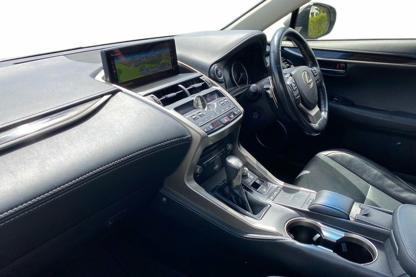 Lexus NX 2.5 300H Premier Suv Hybrid E-cvt 4Wd Silver #2