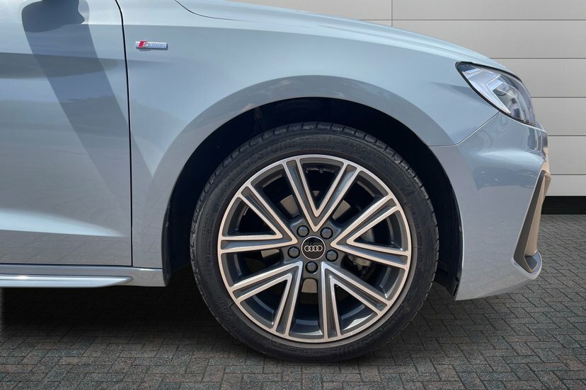 Audi A1 1.5 Tfsi 35 S Line Sportback S Tronic Grey #5